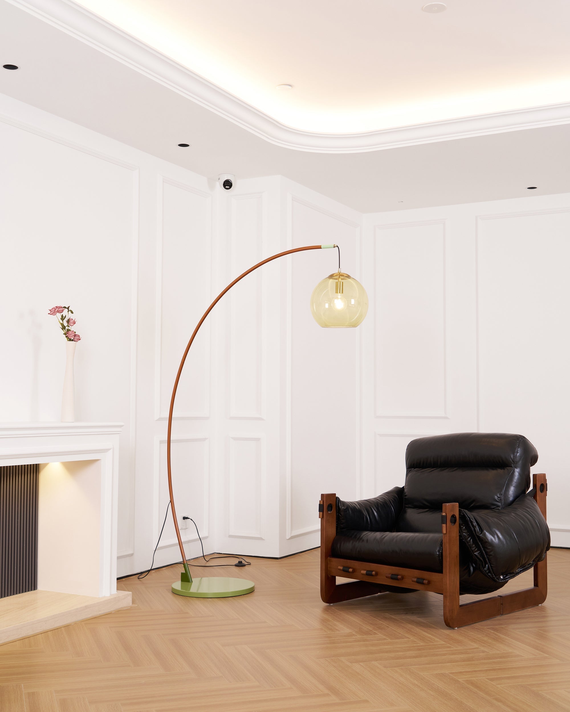 Joni Arc Floor Lamp | Esilora
