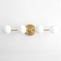 Lampada da parete Glorica Glass in metallo minimalista con barra e globo per toeletta — Lampada a globo da parete per spogliatoio e bagno | Esilora