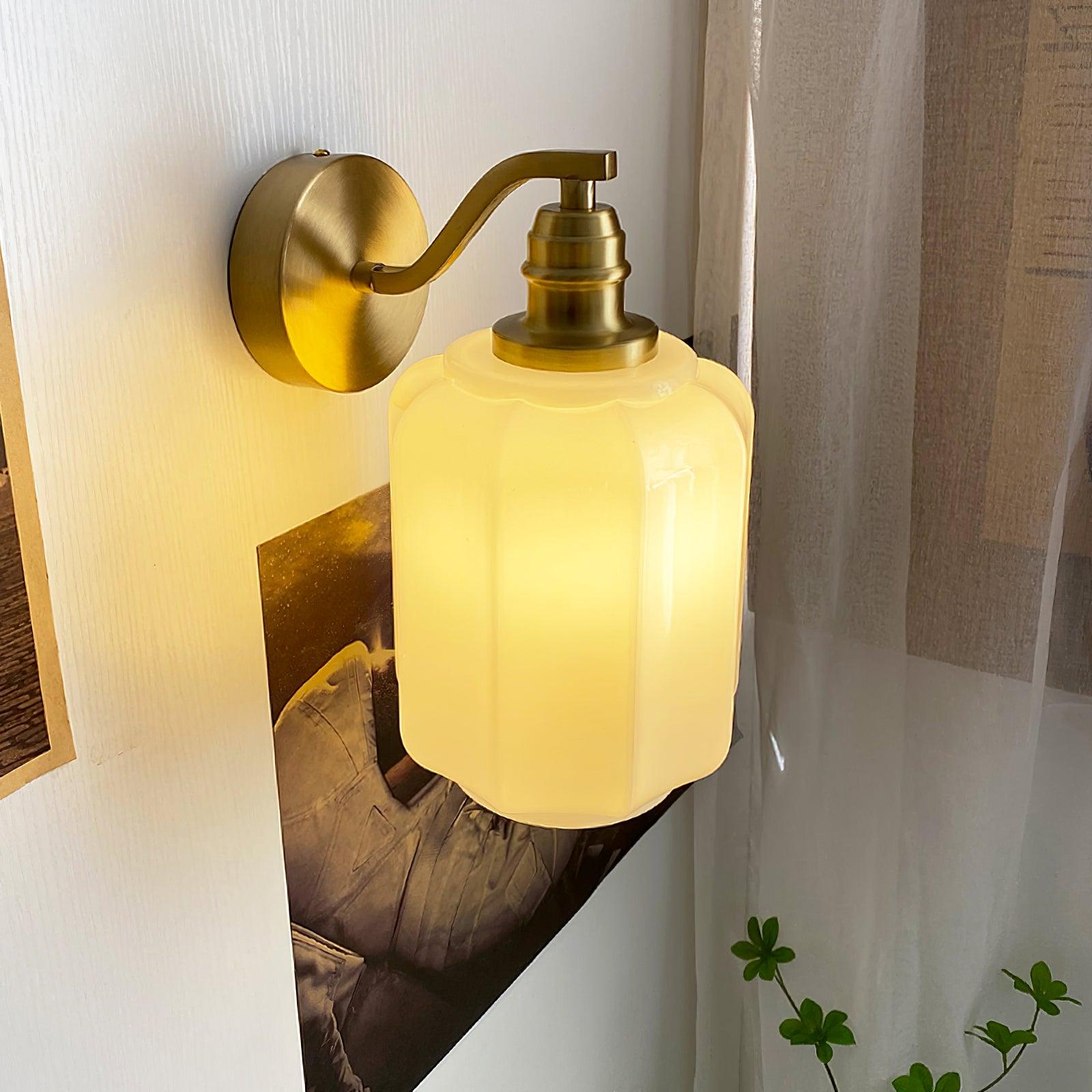 Henry Wall Lamp | Esilora