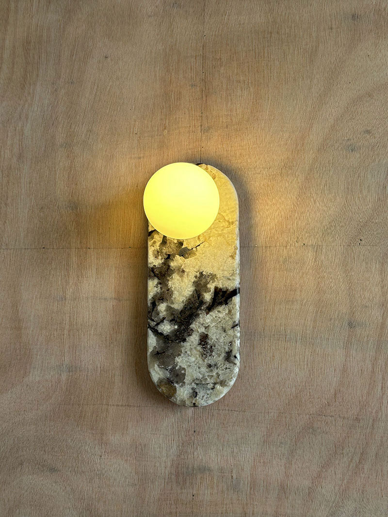 Lucie Oval Wall Lamp | Esilora