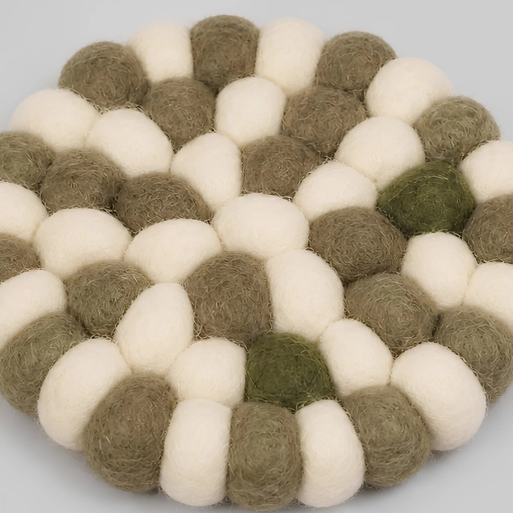 Handmade Wool Felt Ball Coaster | Esilora