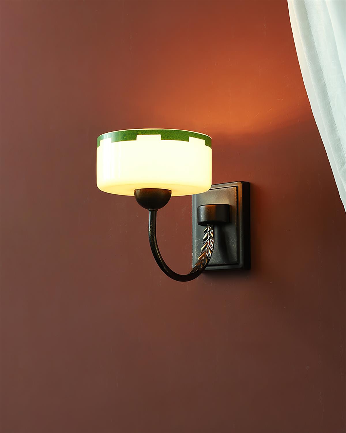 Grevola Wall Lamp | Esilora