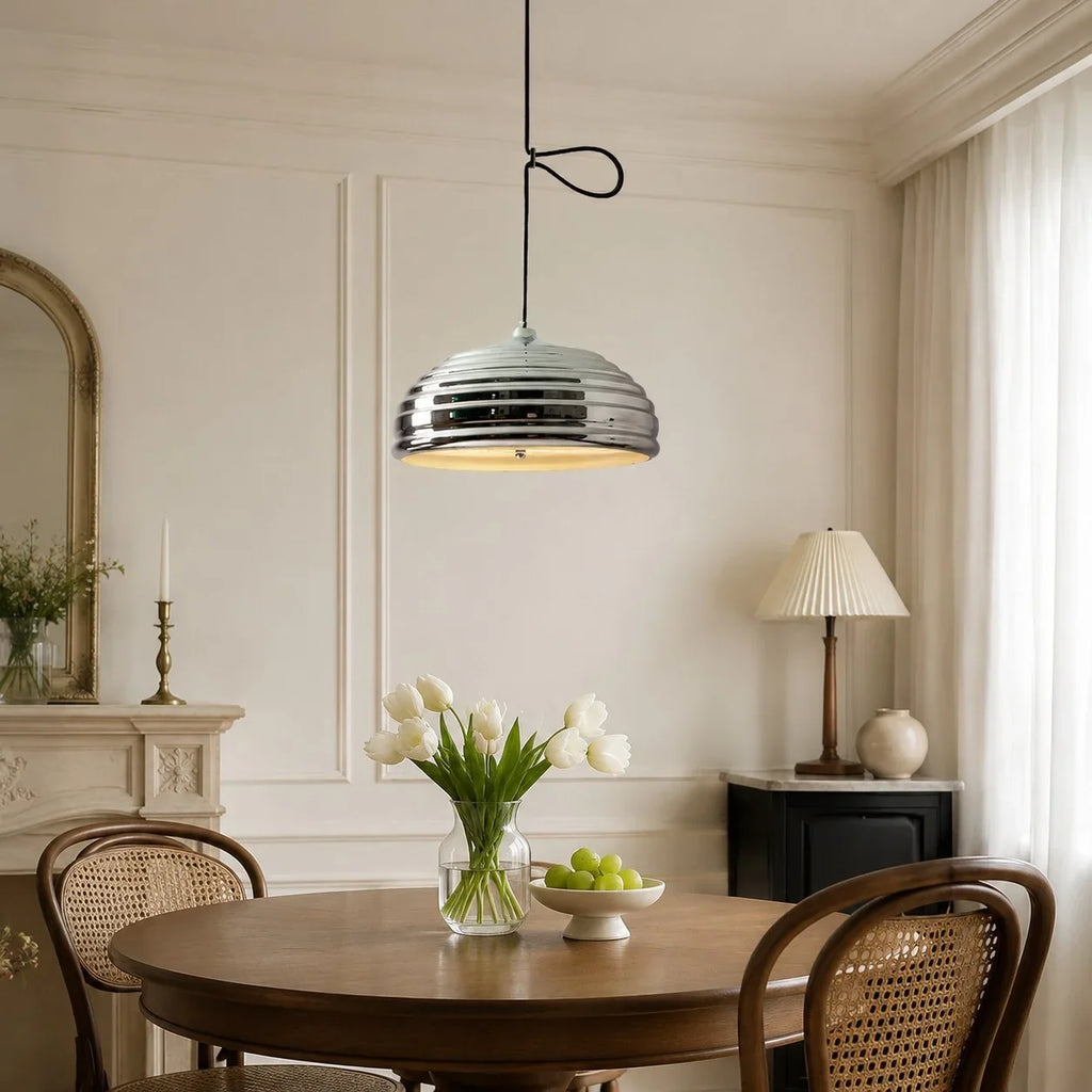 Industrielle Bauhaus-Pendelleuchte mit verstellbarem Arm in poliertem Chrom | Esilora