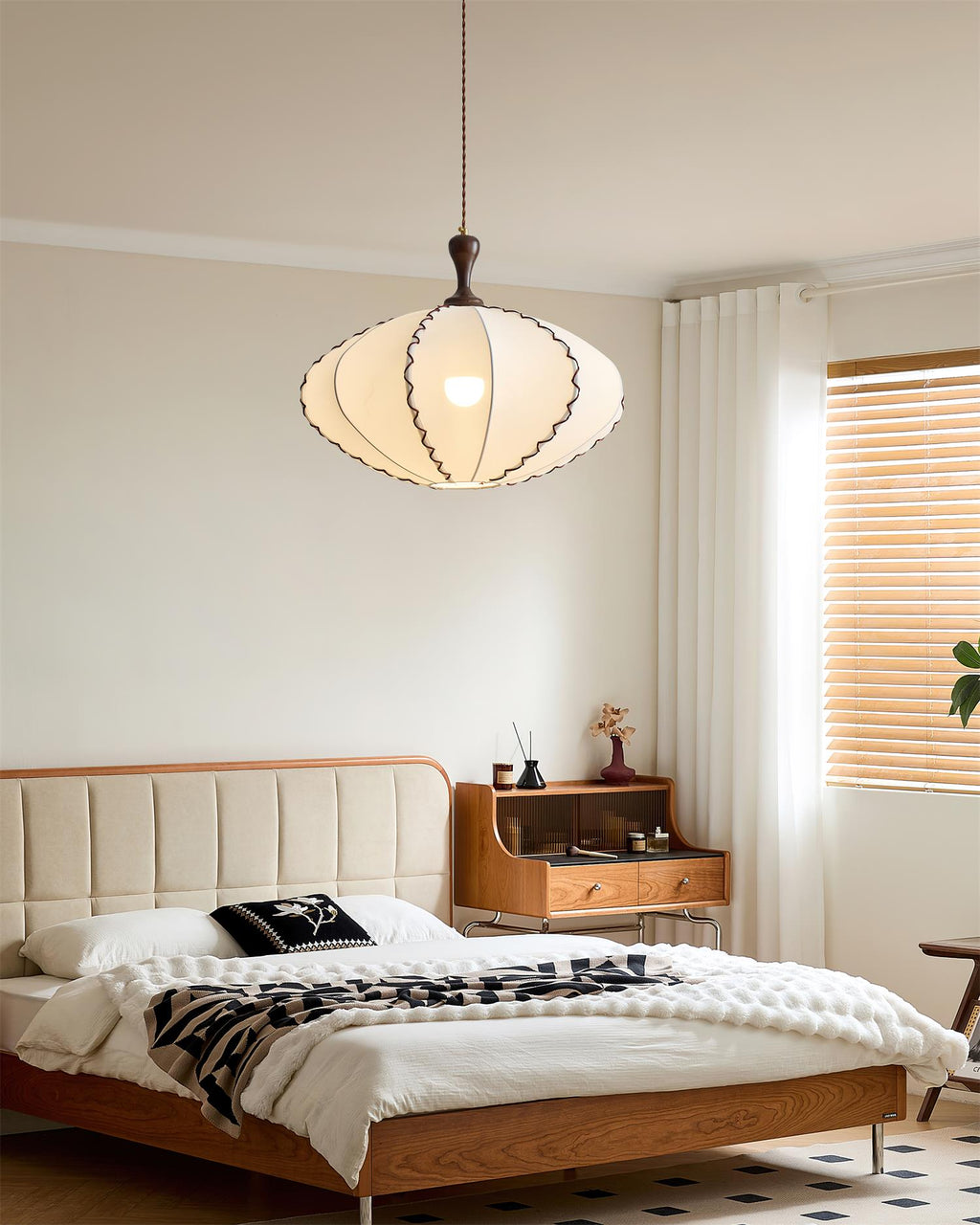 Lucian Pendant Lamp | Esilora