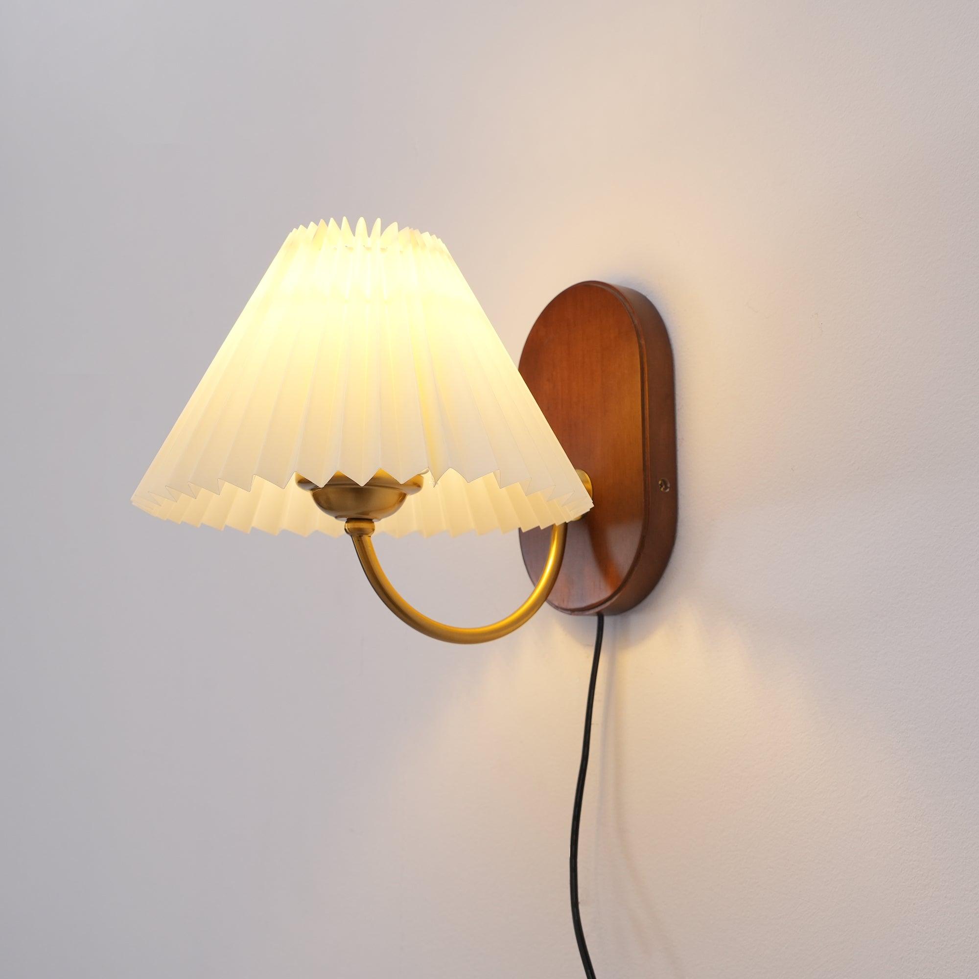 Louise Plug In Wall Lamp | Esilora