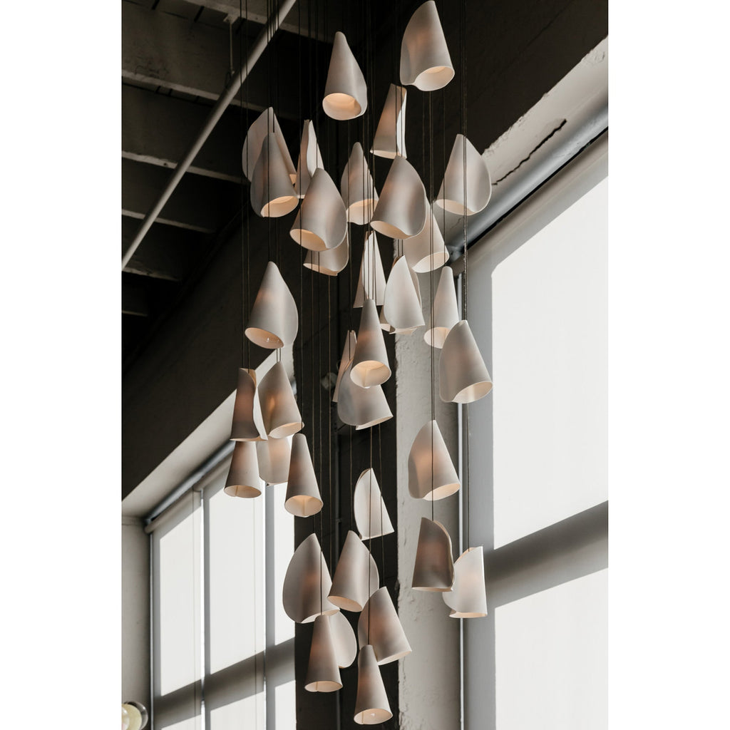 21 Thin Porcelain Pendant Lamp | Esilora