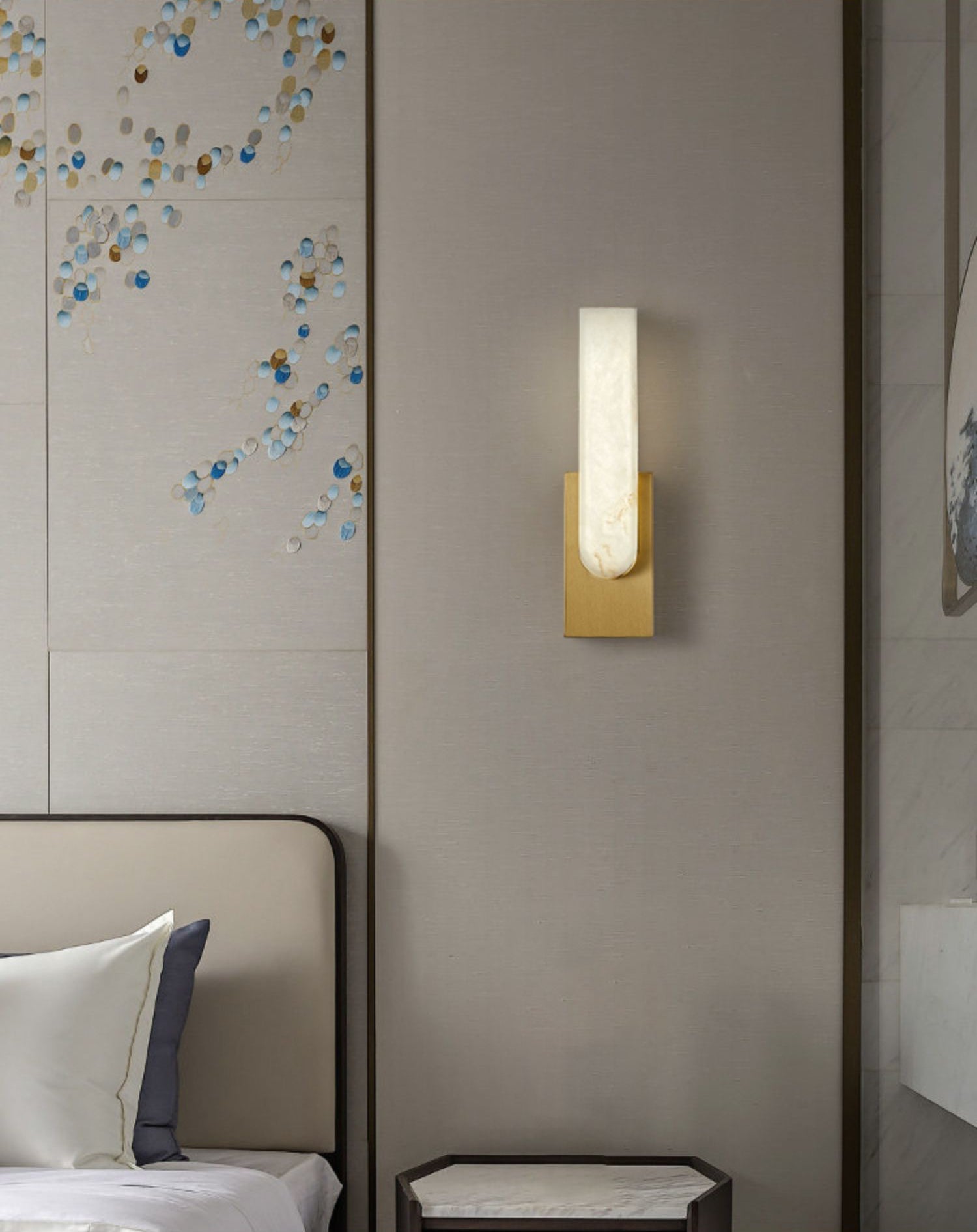 Agatha Alabaster Wall Lamp | Esilora