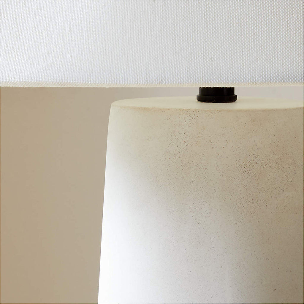 Polar White Floor Lamp | Esilora
