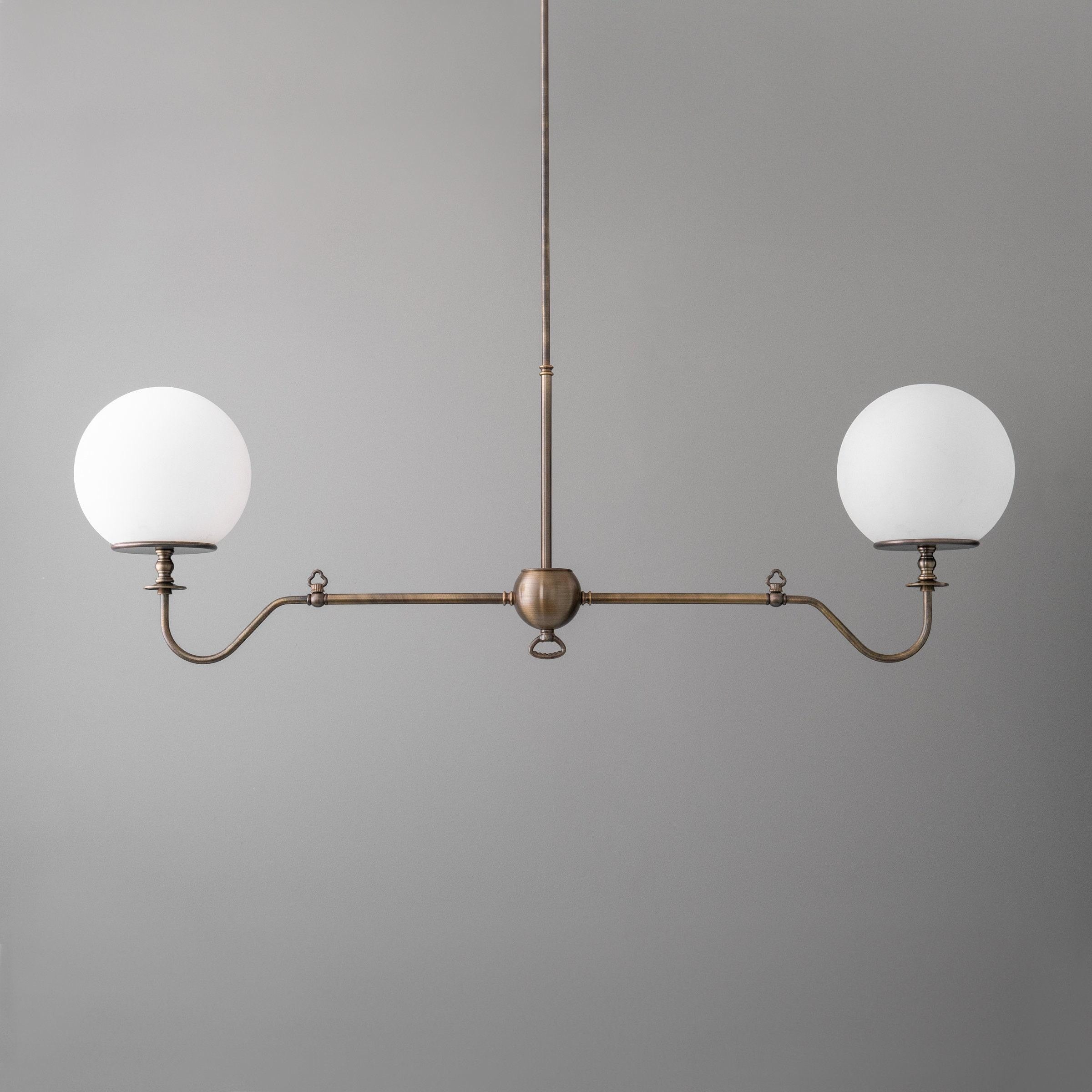 Lampadario Glorica in vetro con bracci curvi e globi – Lampada moderna per camera da letto | Esilora