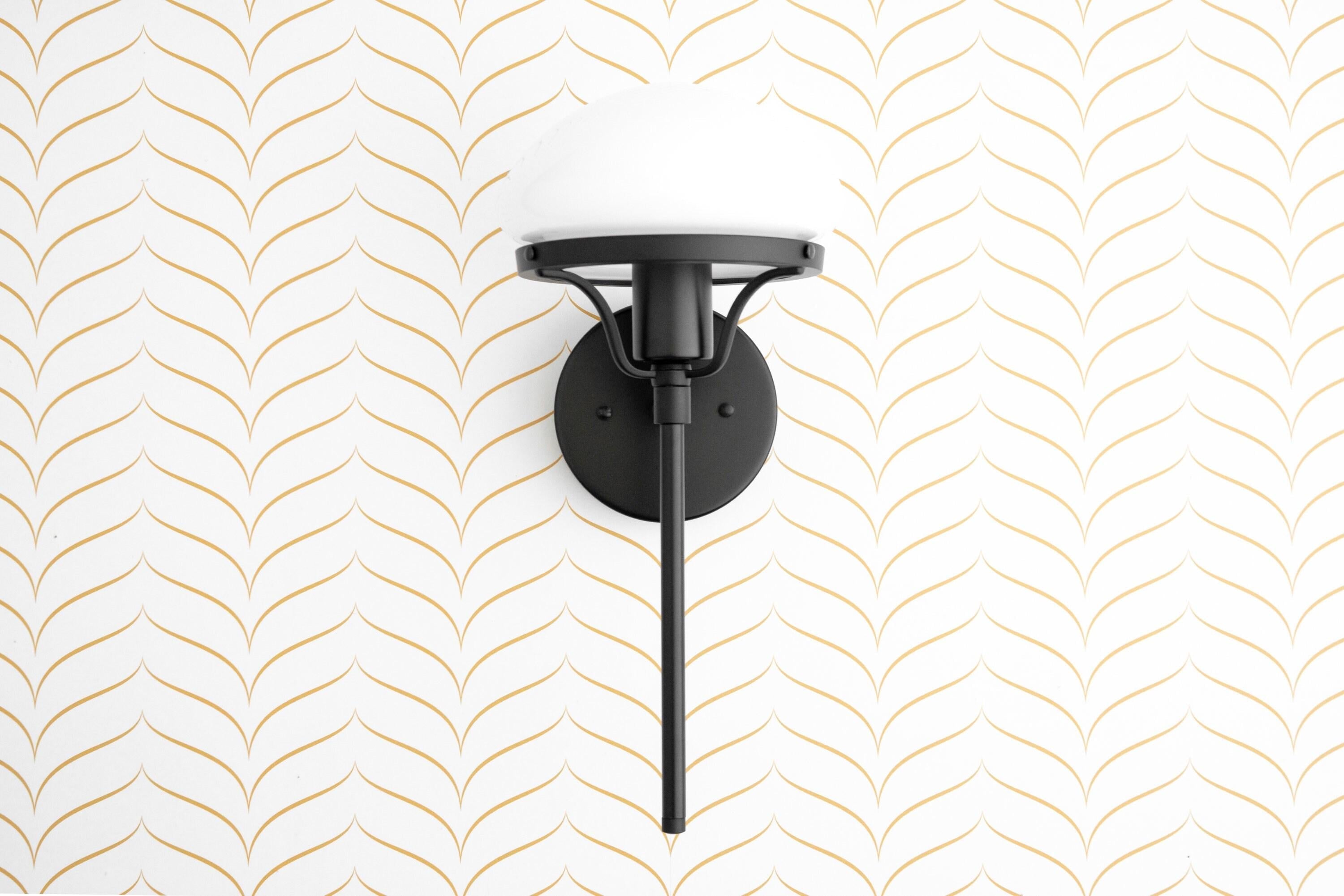 Ornato Luxe Minimalist Black Matte Wall Lamp - Contemporary Wall Mounted Fixture for Bedroom | Esilora