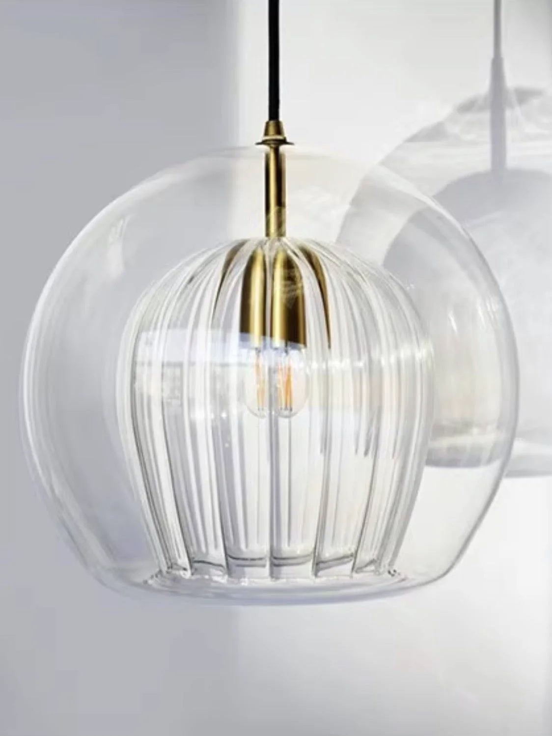Modern Pleated Glass Pendant Light M39 | Esilora