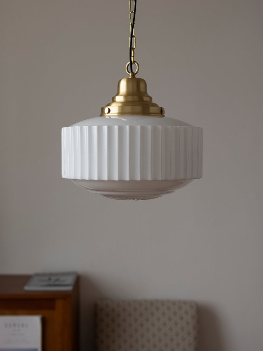 Opalume Glas-Pendelleuchte – Vintage Milchglas-Pendelleuchte im Art-Deco-Stil | Esilora