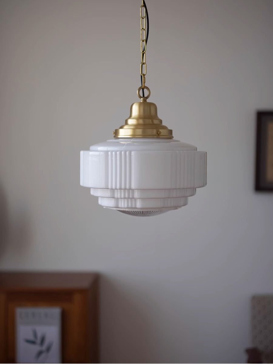 Opalume Glas-Pendelleuchte – Vintage Milchglas-Pendelleuchte im Art-Deco-Stil | Esilora