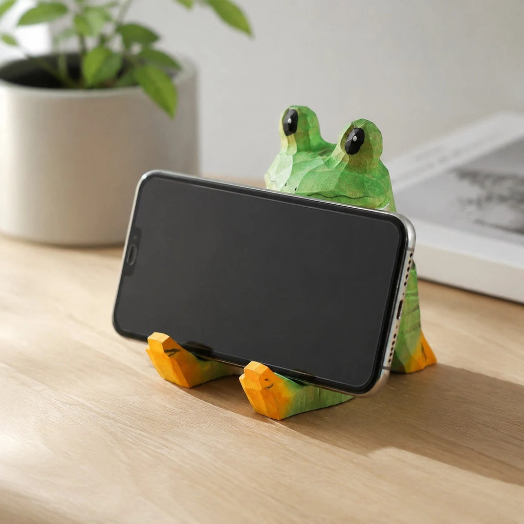 Support de téléphone en bois sculpté à la main représentant un animal | Esilora