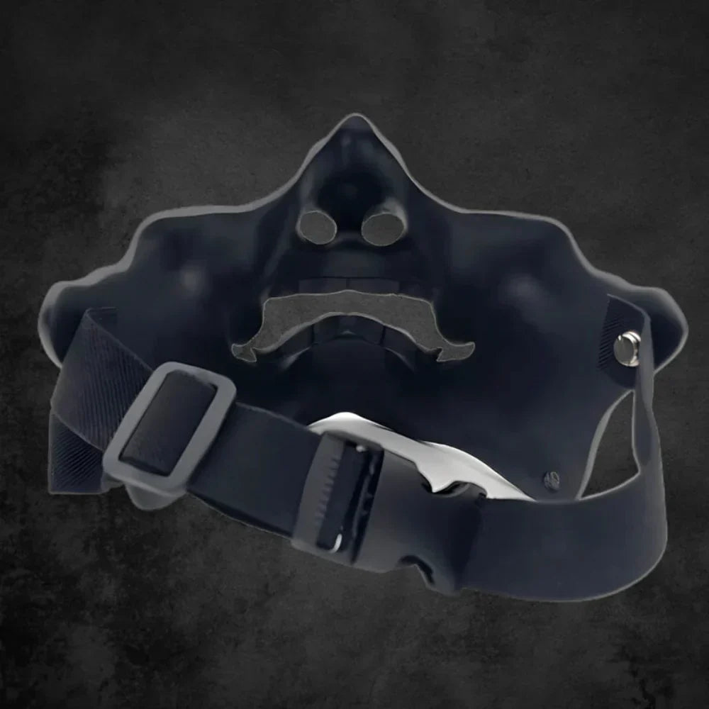 Mască japoneză de samurai - plastic rigid negru mat, contururi sculptate