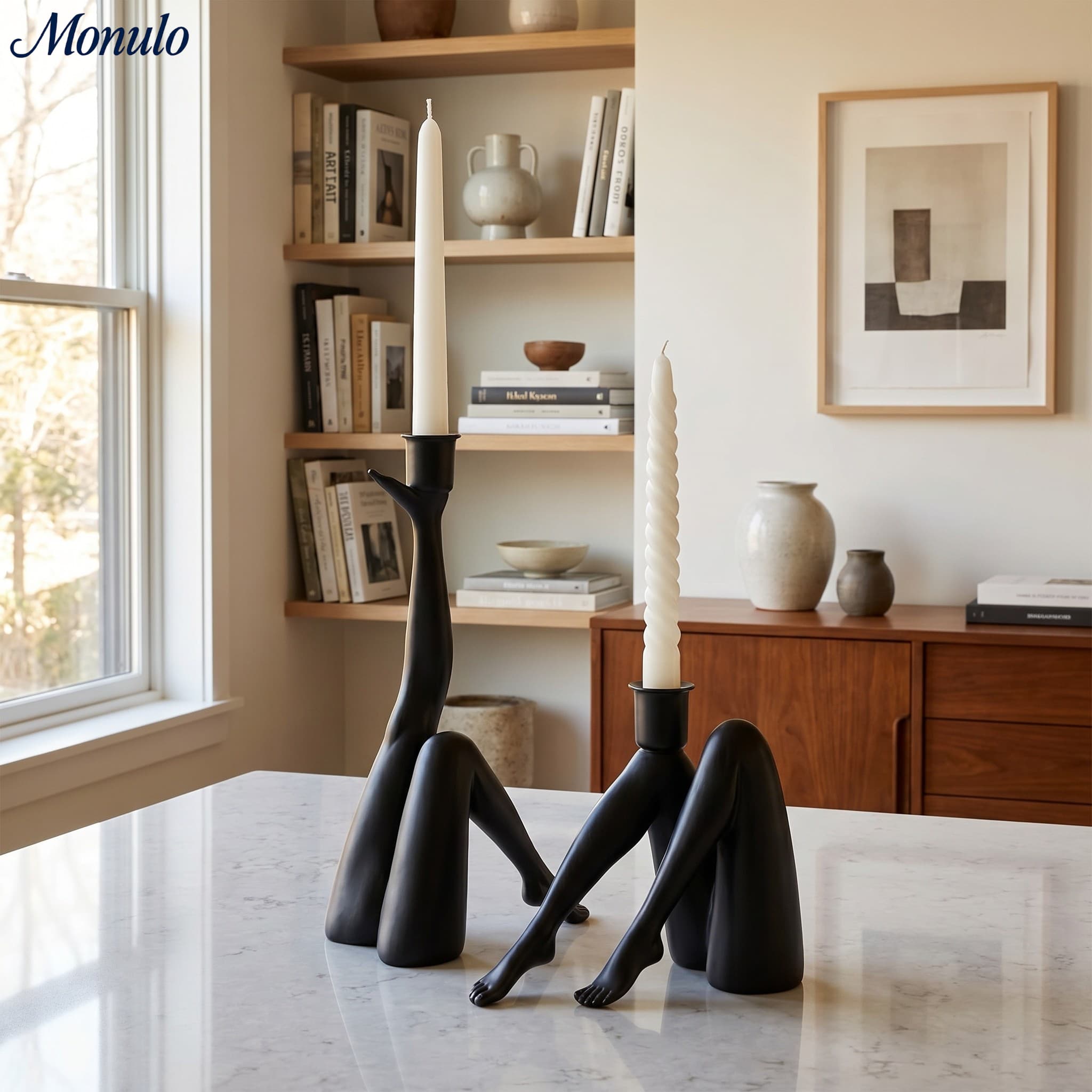 Bougeoir décoratif Kickra avec base sculpturale à pieds dorés - Décoration pour salle à manger et salon | Esilora