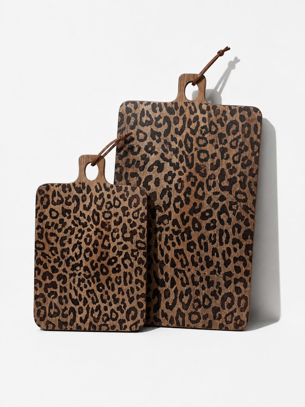 Deska z litego drewna sapelli Leopard – funkcjonalne akcesorium do jadalni i kuchni | Esilora