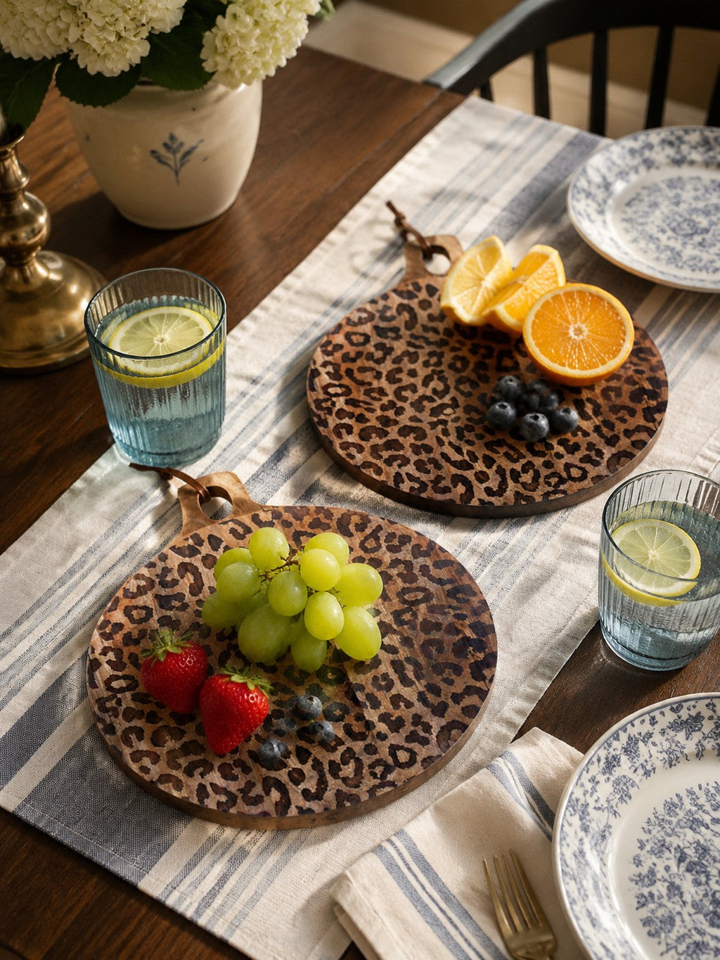 Leopard Solid Sapele Wood Board - Functional Dining Accessory for Kitchen island | Esilora