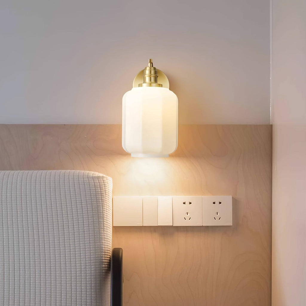 Henry Wall Lamp | Esilora