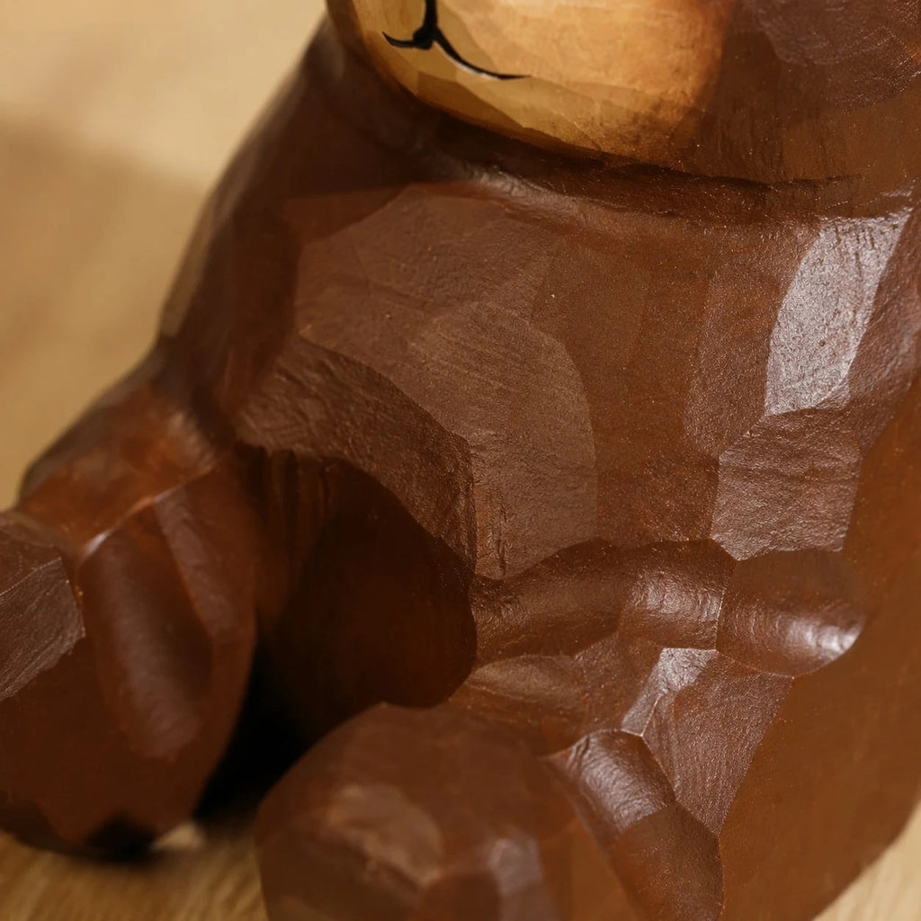 Support de téléphone en bois sculpté à la main représentant un animal | Esilora