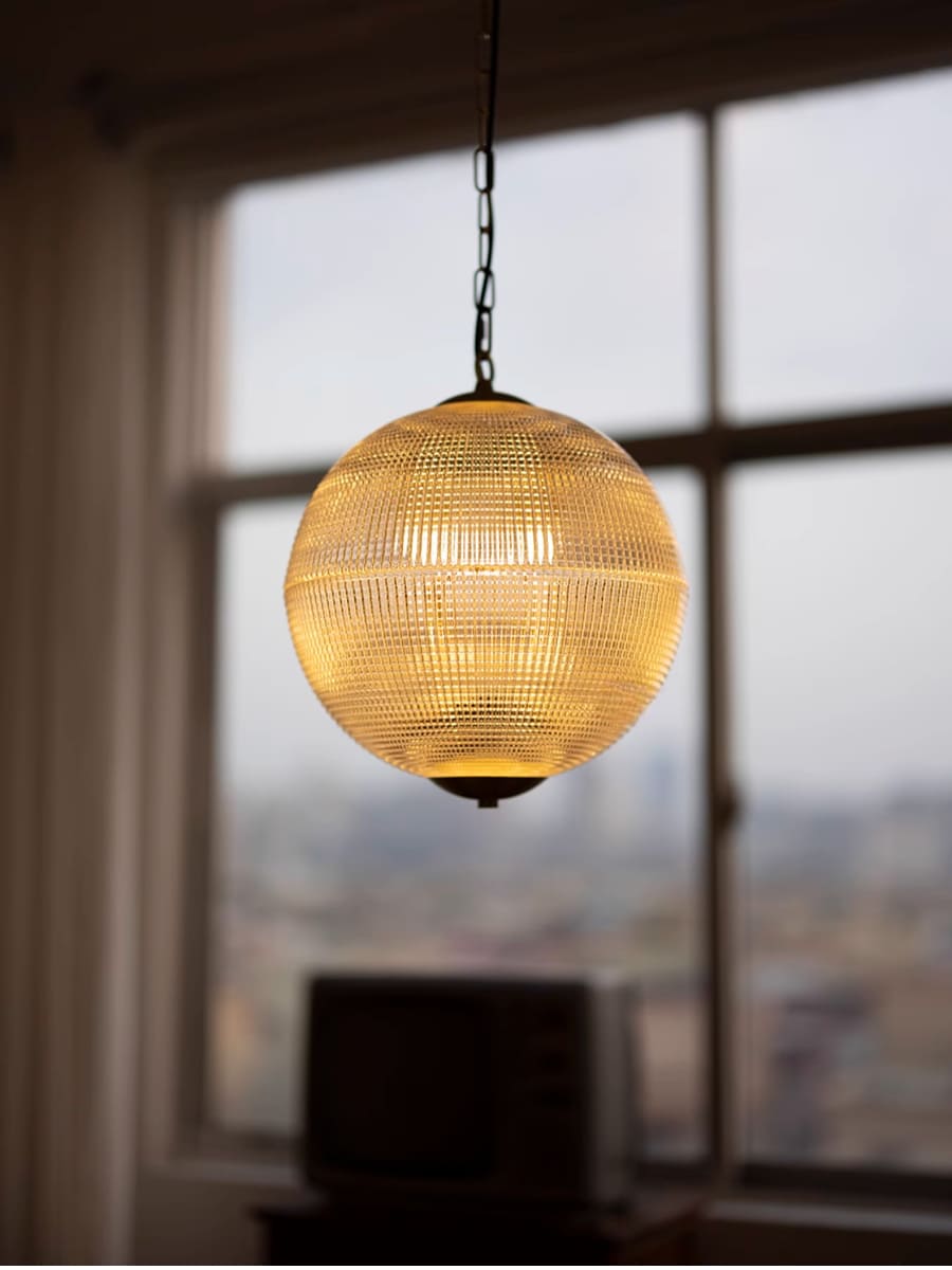 Lampada a sospensione Globe in vetro scanalato – Lampada da soffitto Globe vintage | Esilora
