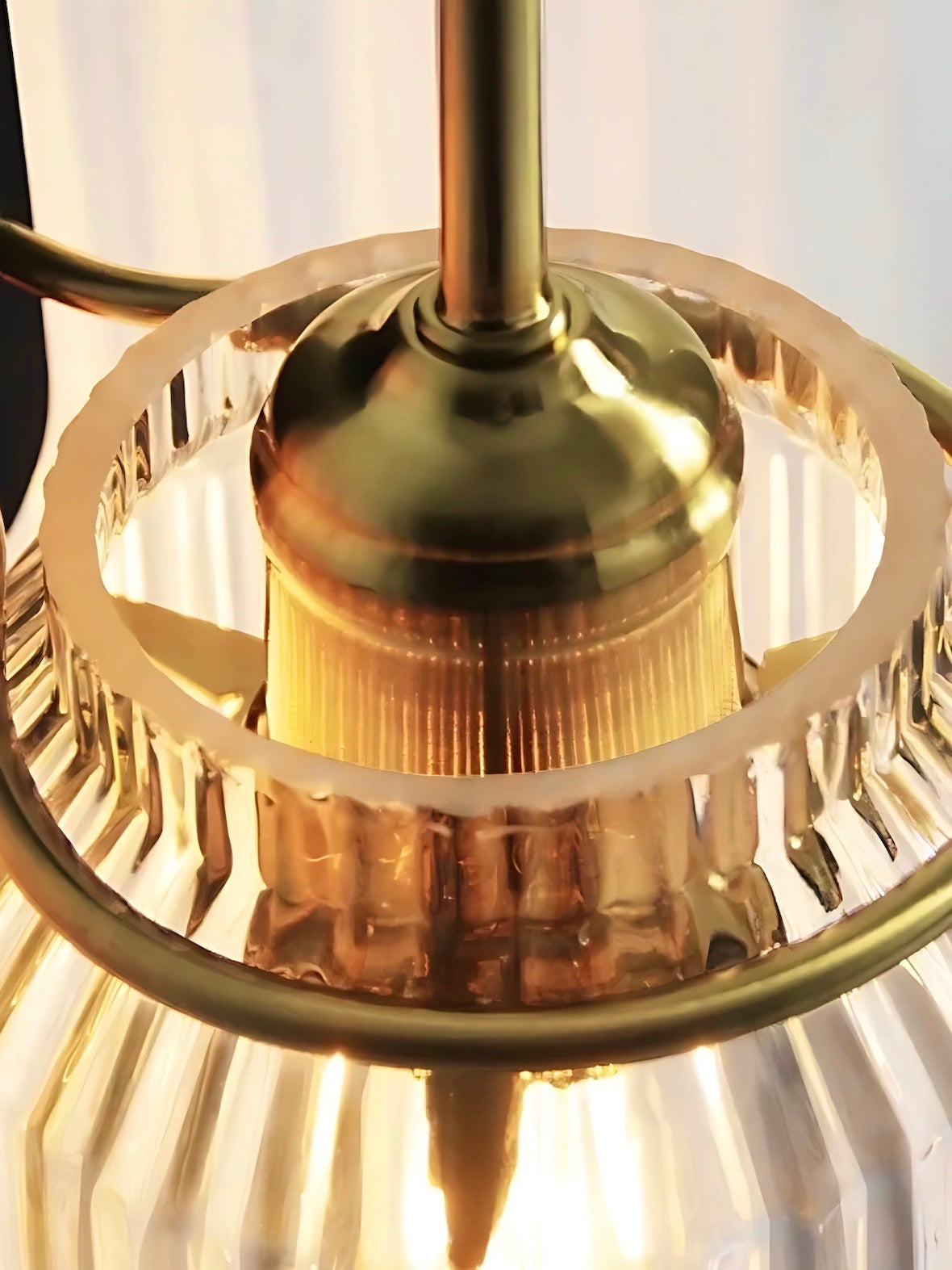 Modern Ribbed Brass and Glass Wall Sconce - Vanity Light for Bathroom Mirrors | Esilora