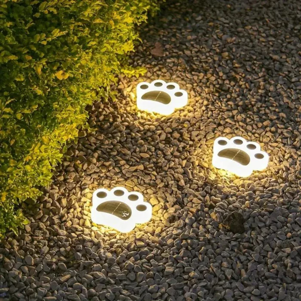 Solar Garden Light with Self-Charging Panel for Pets - Esilora