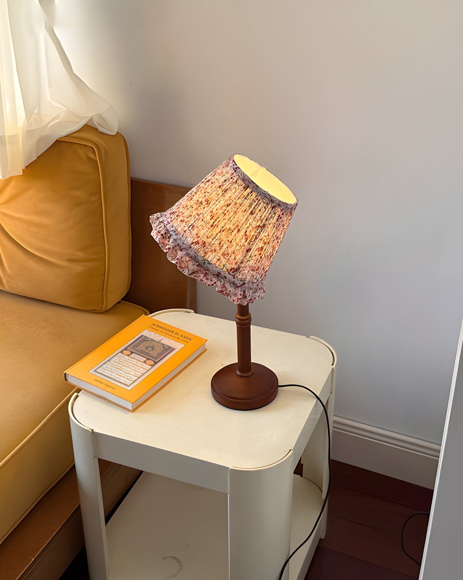 Briarfield Table Lamp | Esilora
