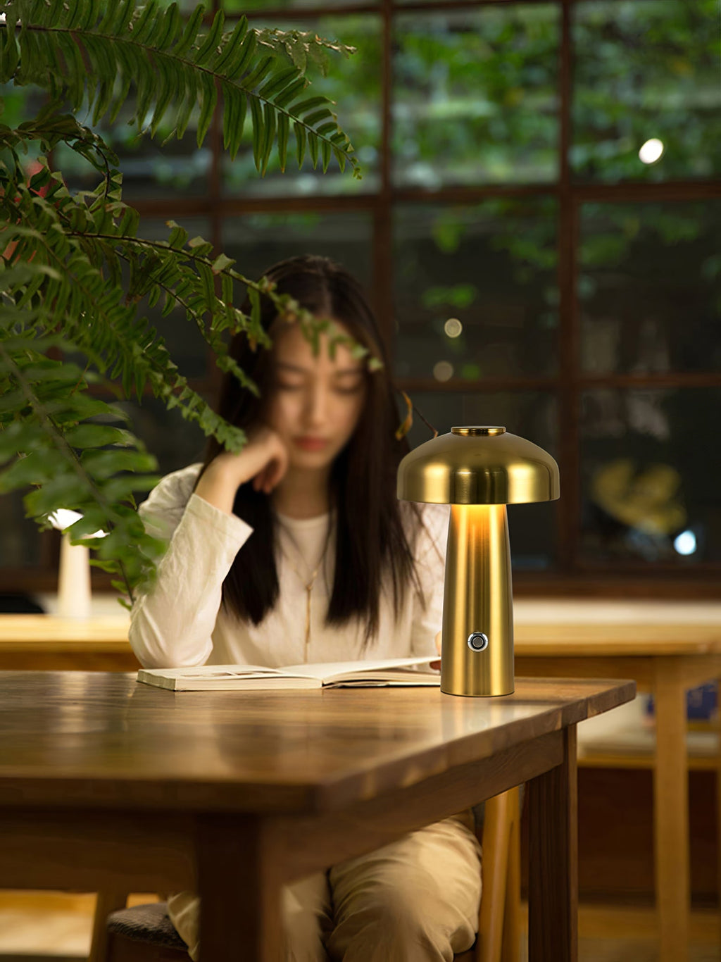 Leon Mushroom Table Lamp (built-in battery) | Esilora