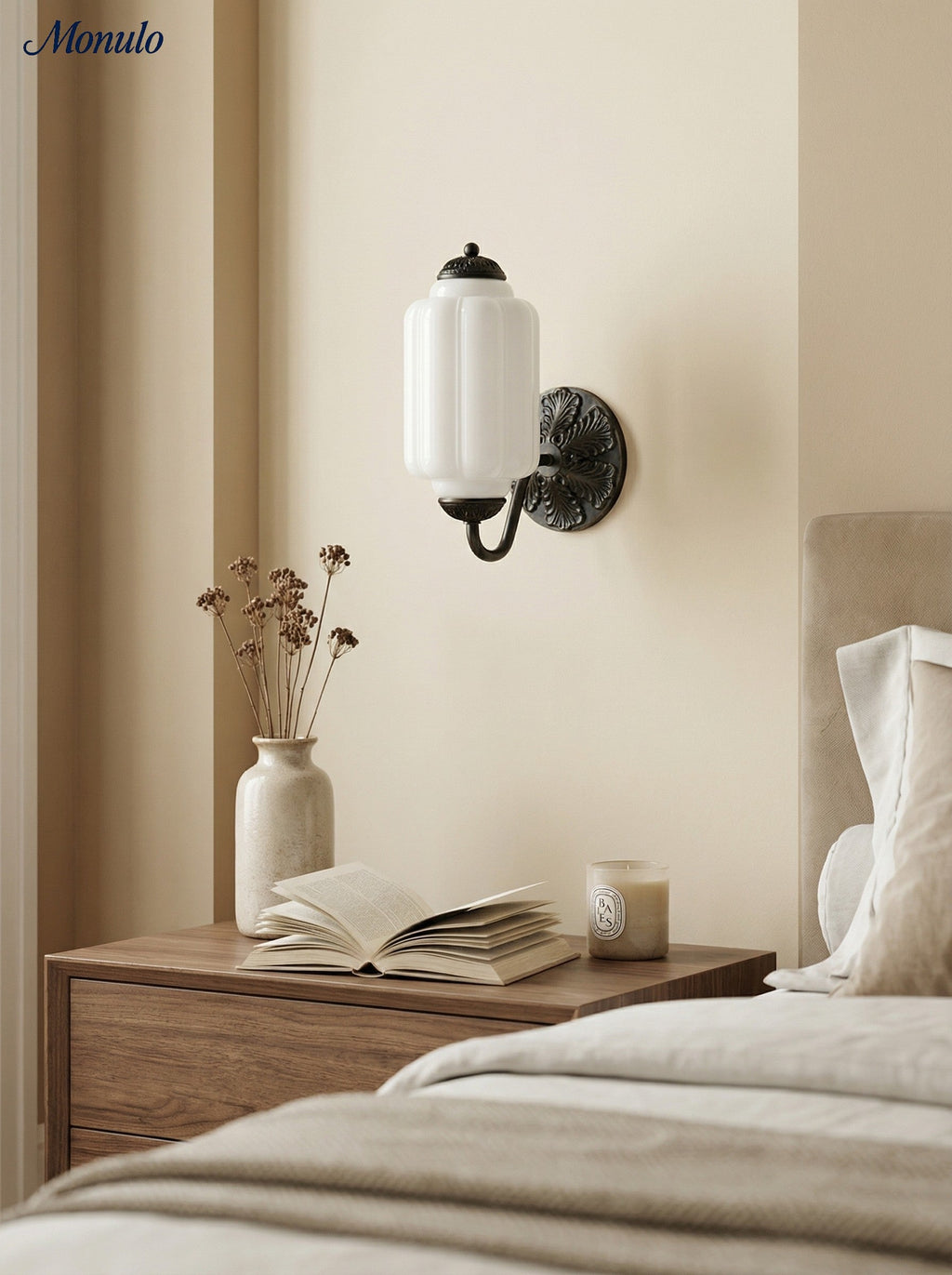 Vintage Milk Glass Sconce Bedside Hallway Eloise Wall Sconce | Esilora