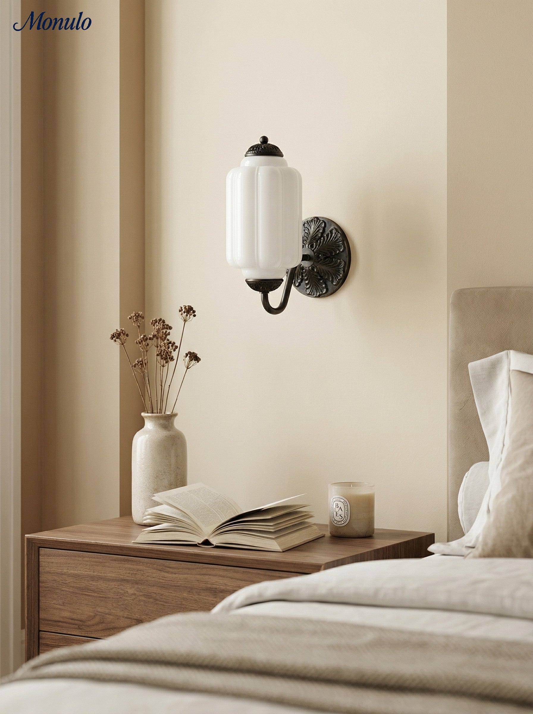 Vintage Milk Glass Sconce Bedside Hallway Eloise Wall Sconce | Esilora