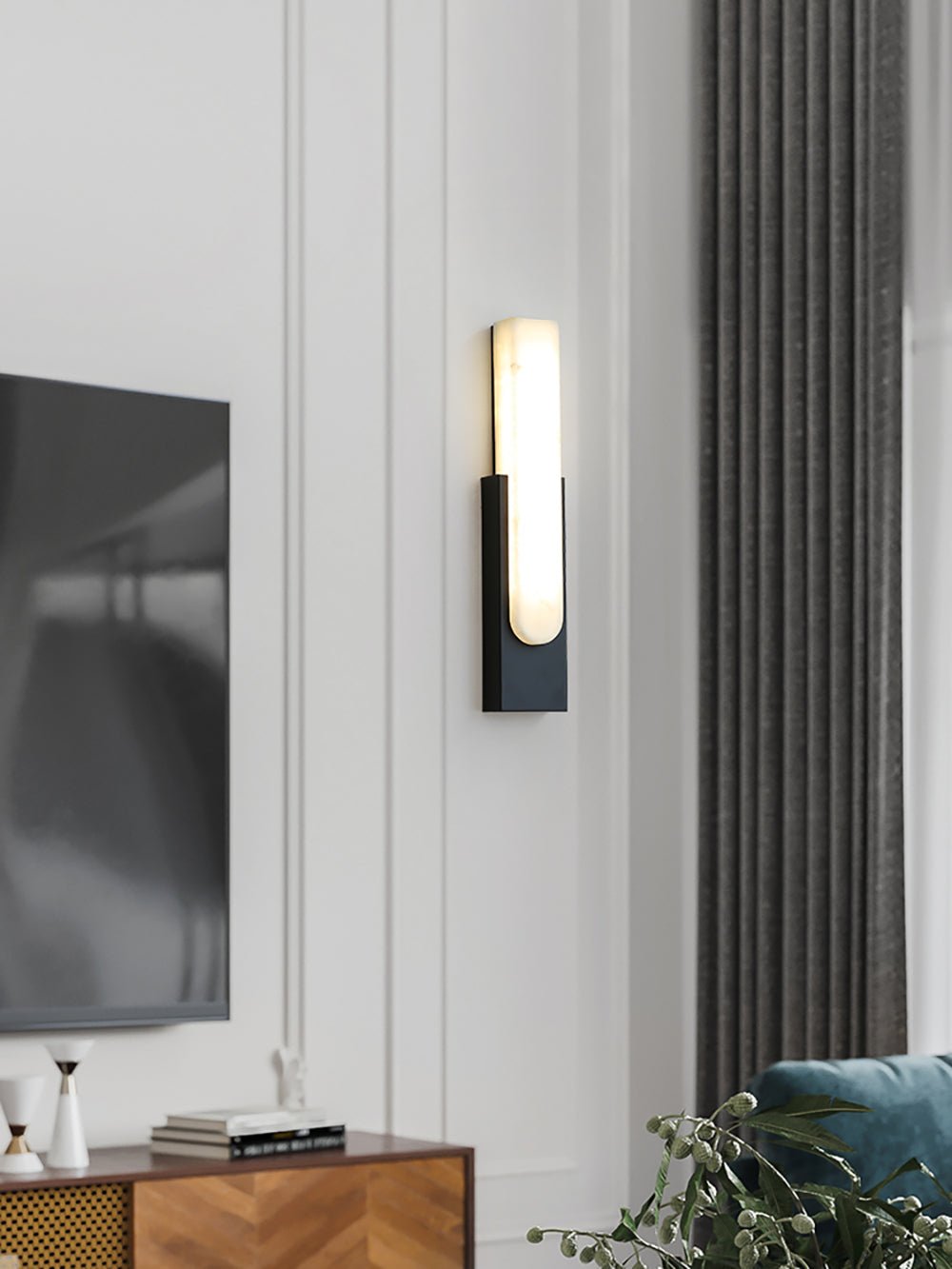 Agatha Alabaster Wall Lamp | Esilora