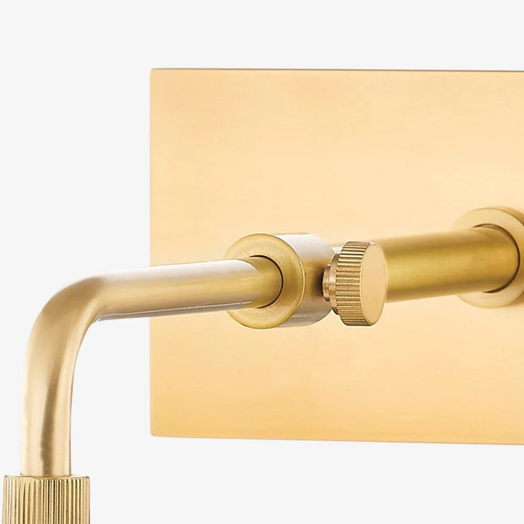 Aurix Minimalist Iron Wall Lamp – Elegant wall-mounted Lighting Enhance Any Interior Artwork | Esilora