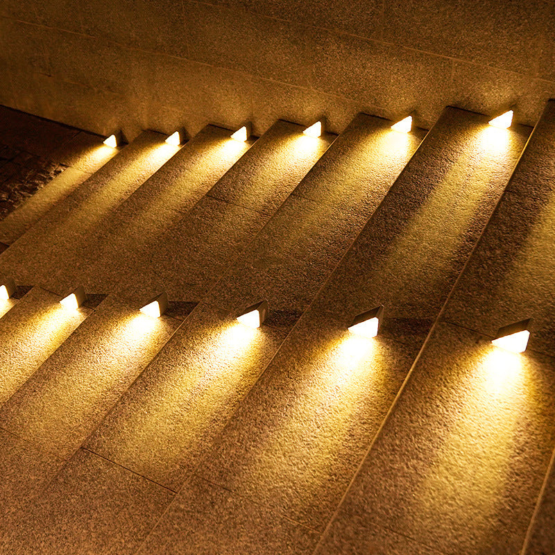 Outdoor Solar Stair Lights – Warm White LED Illumination, Pack of 4 or 10 - Esilora