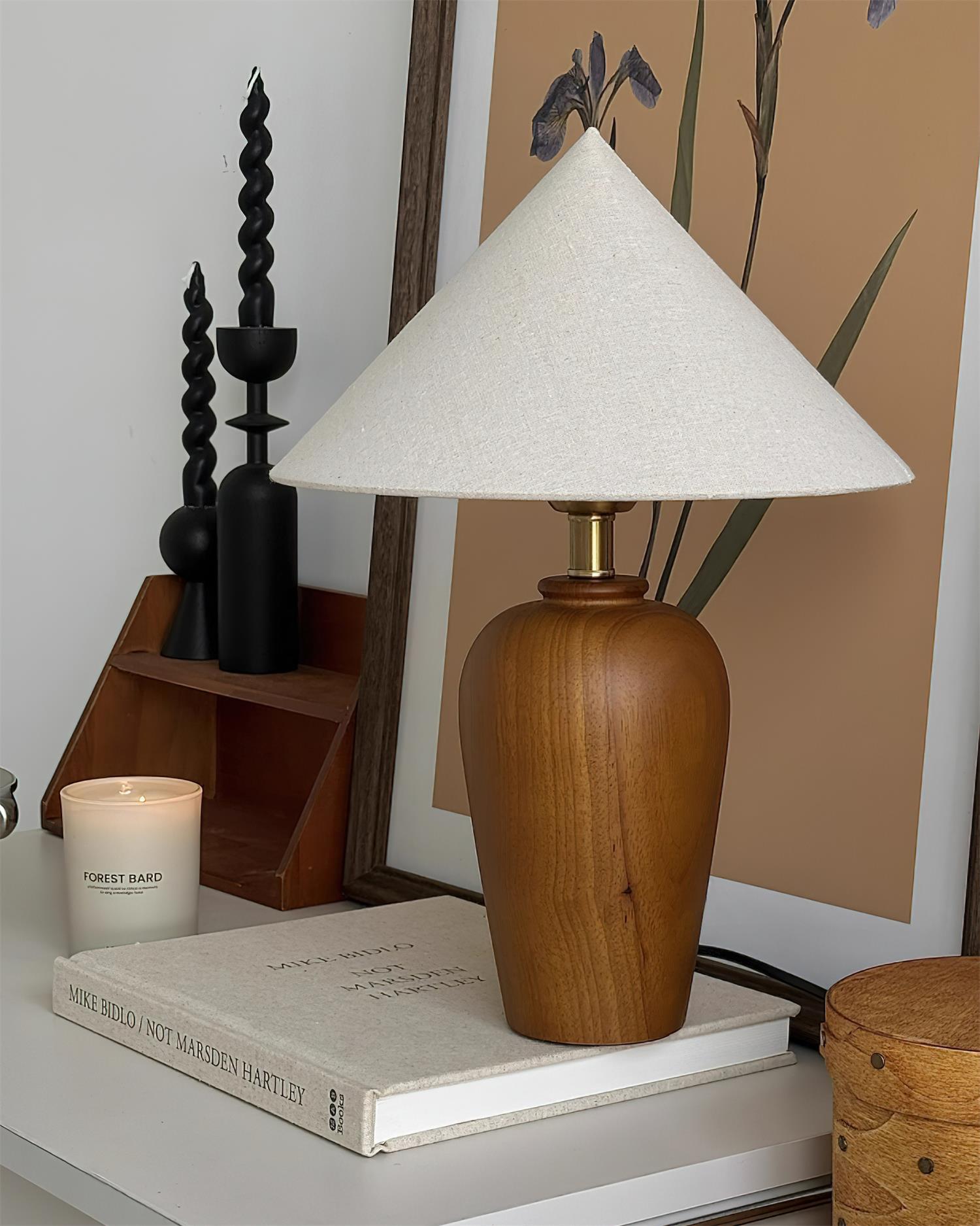 Brayden Wood Table Lamp | Esilora