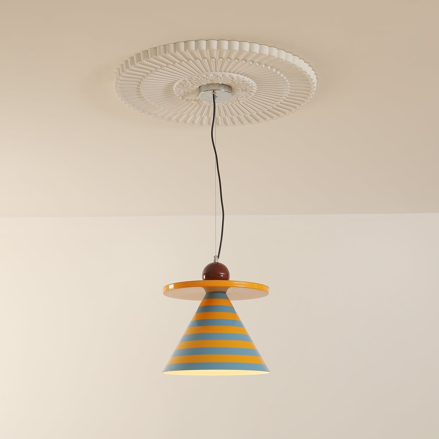 Riva Pendant Lamp | Esilora