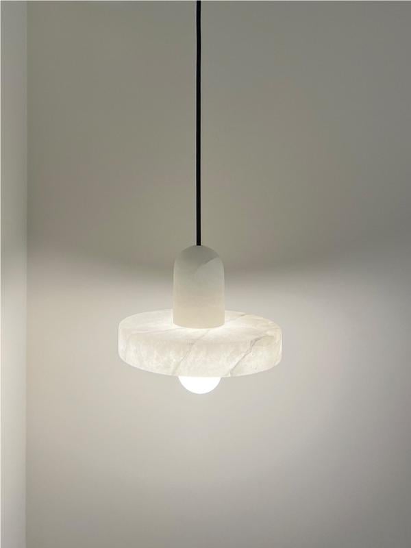 Postmodern Creativity Calvi Alabaster Pendant Light | Esilora