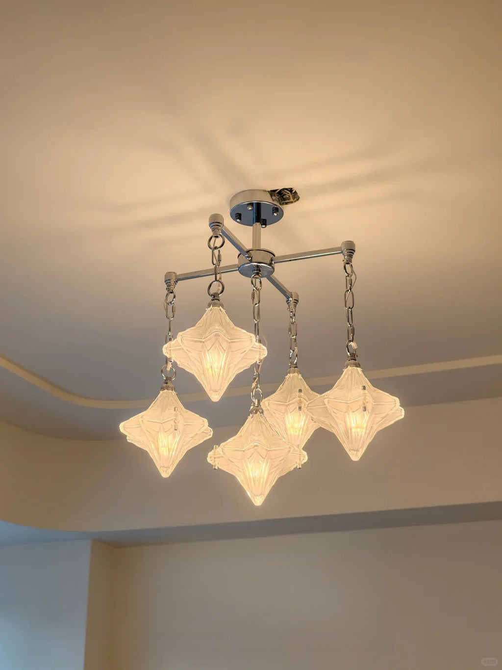 Art Deco Star Chandelier – Frosted Glass Deco Fixture for Dining Room – Astris Vega | Esilora
