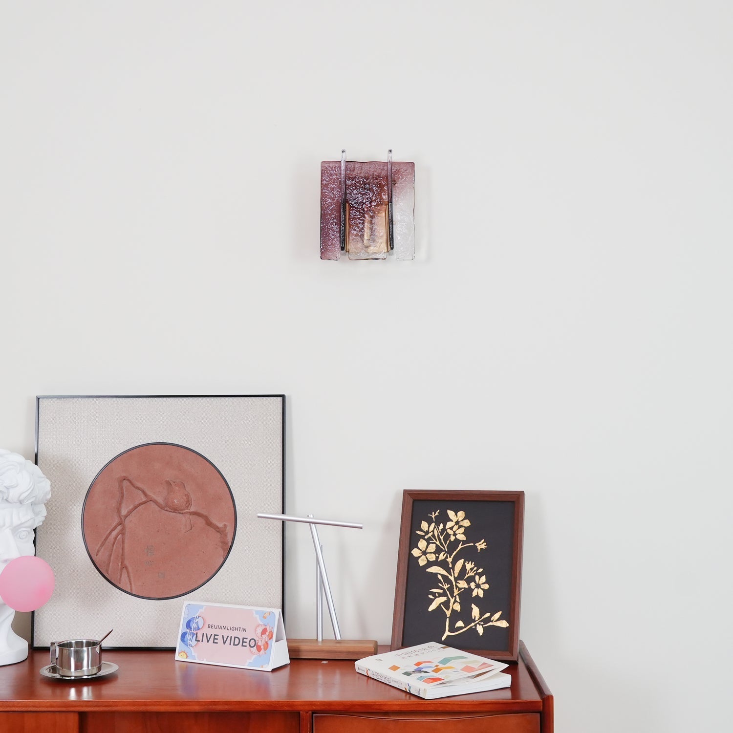 Verdura Architectural Wall Mounted Lamp with Glass Panel Design | Esilora