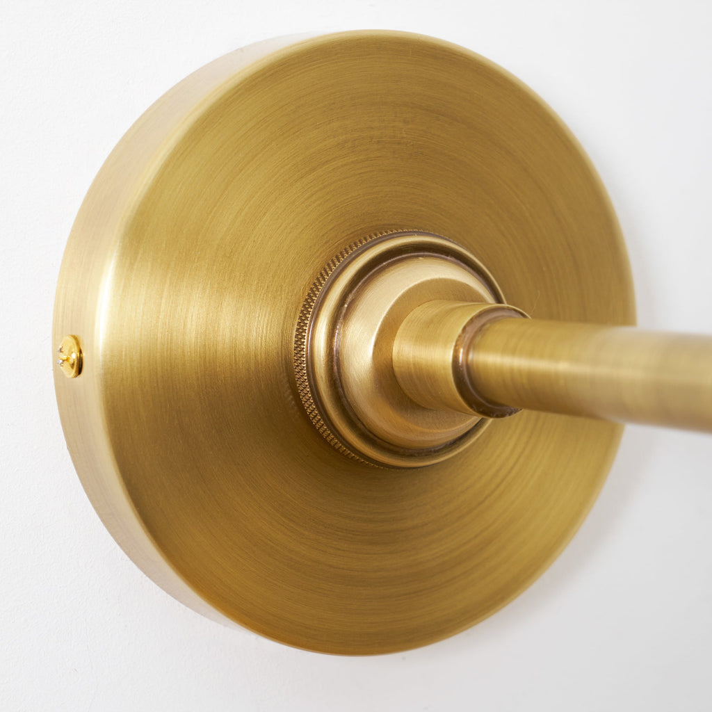 Whizzer Wall Lamp | Esilora