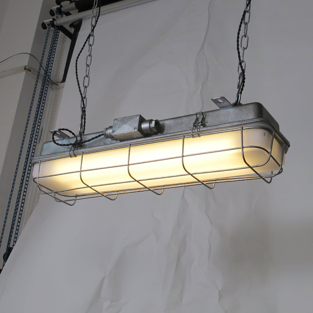 Porringer Pendant Lamp | Esilora