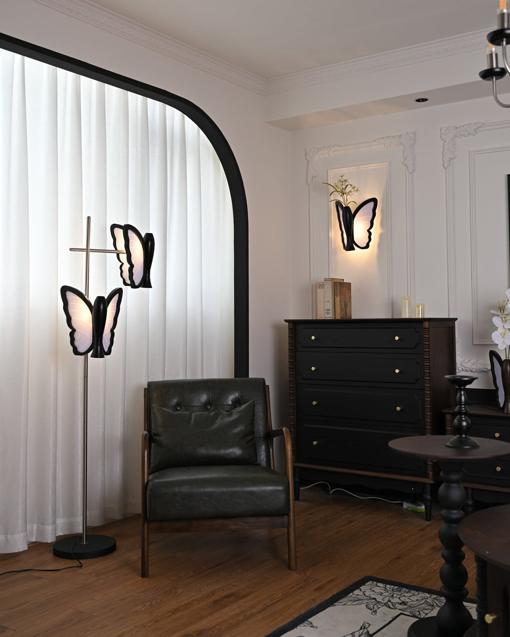Galileo Butterfly Floor Lamp | Esilora