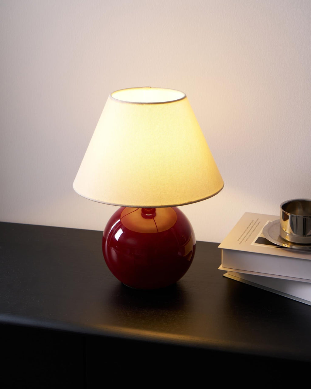 Red Nanu Table Lamp | Esilora