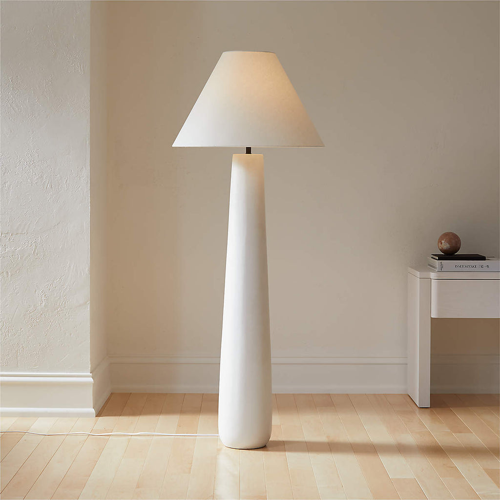 Polar White Floor Lamp | Esilora