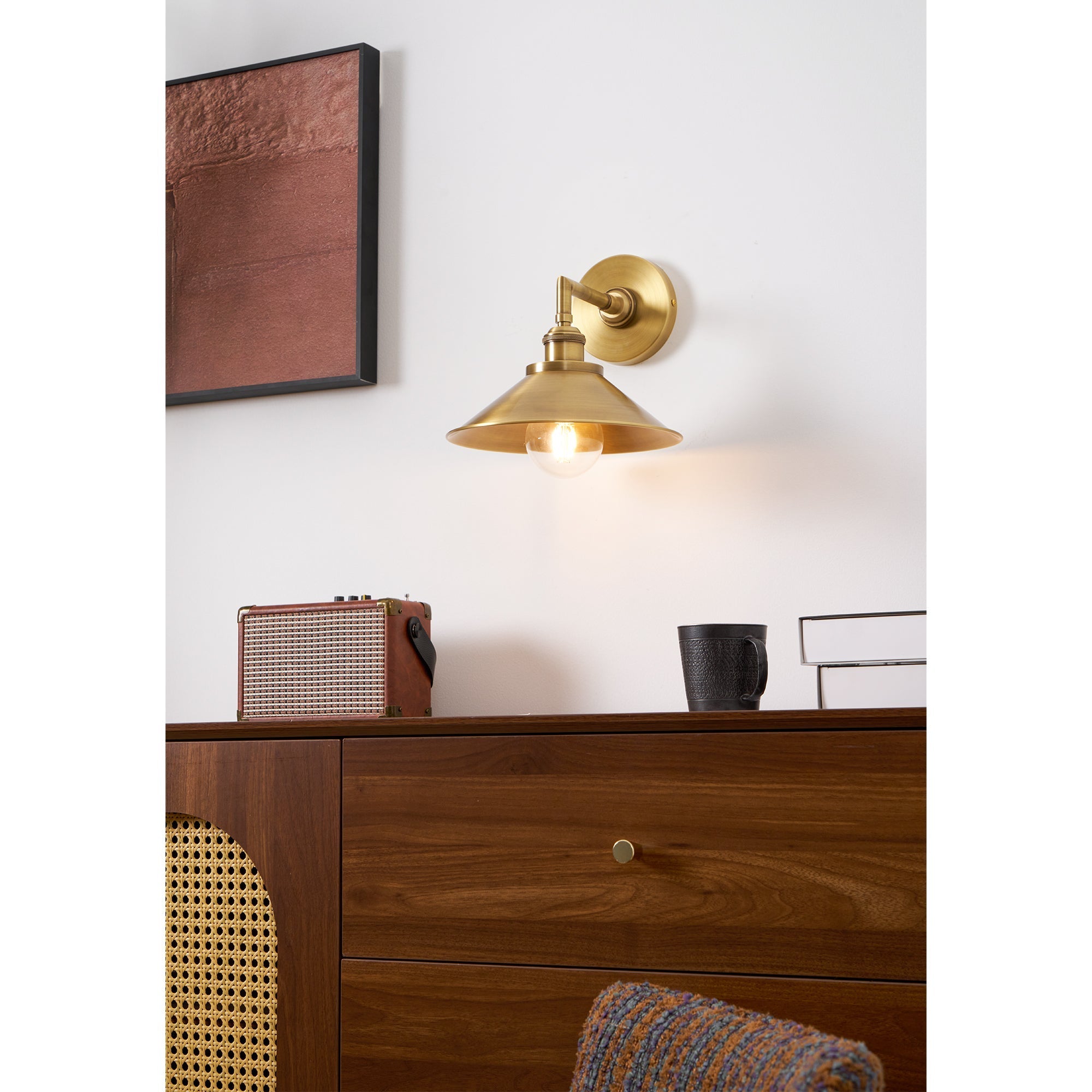 Whizzer Wall Lamp | Esilora