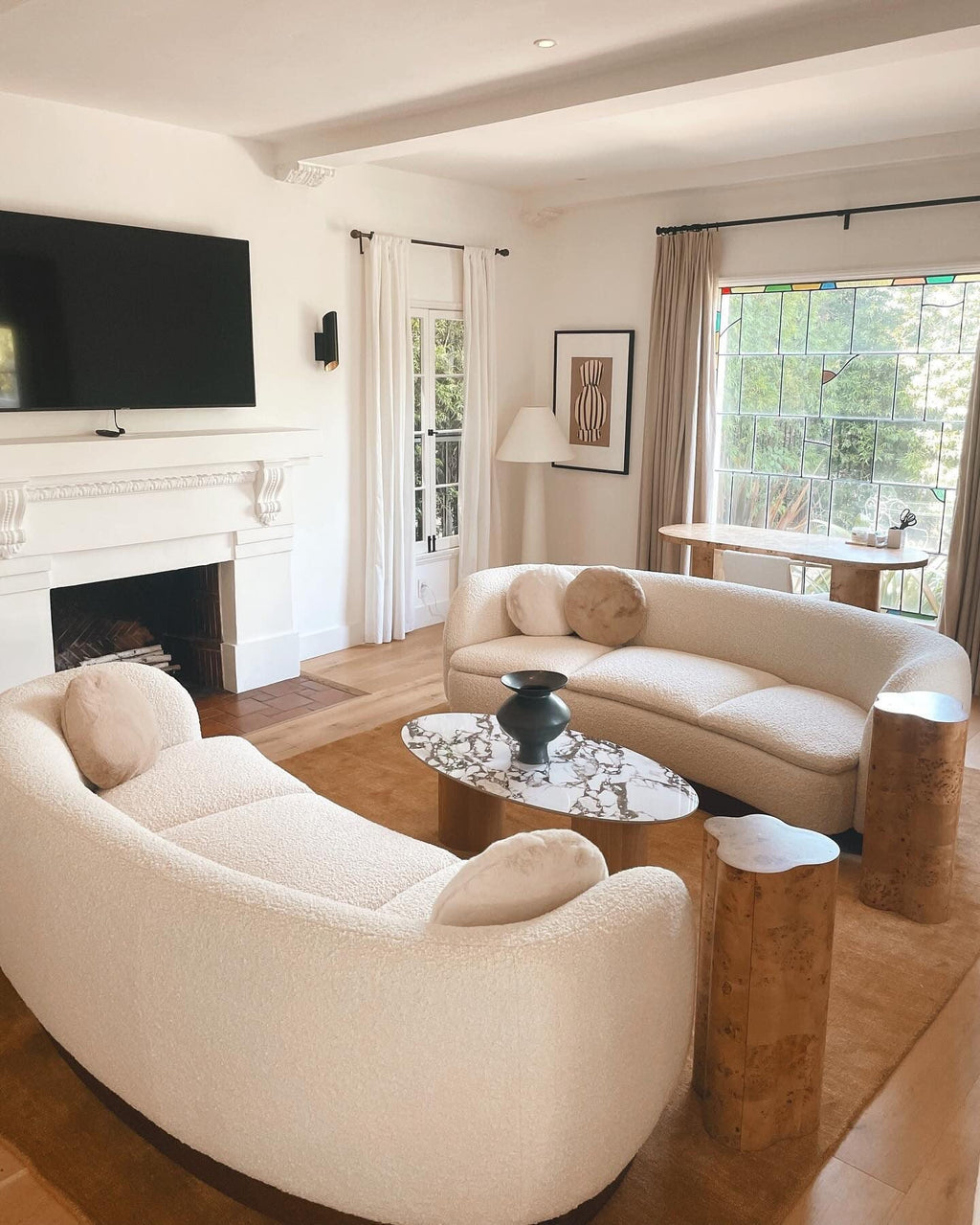 Polar White Floor Lamp | Esilora