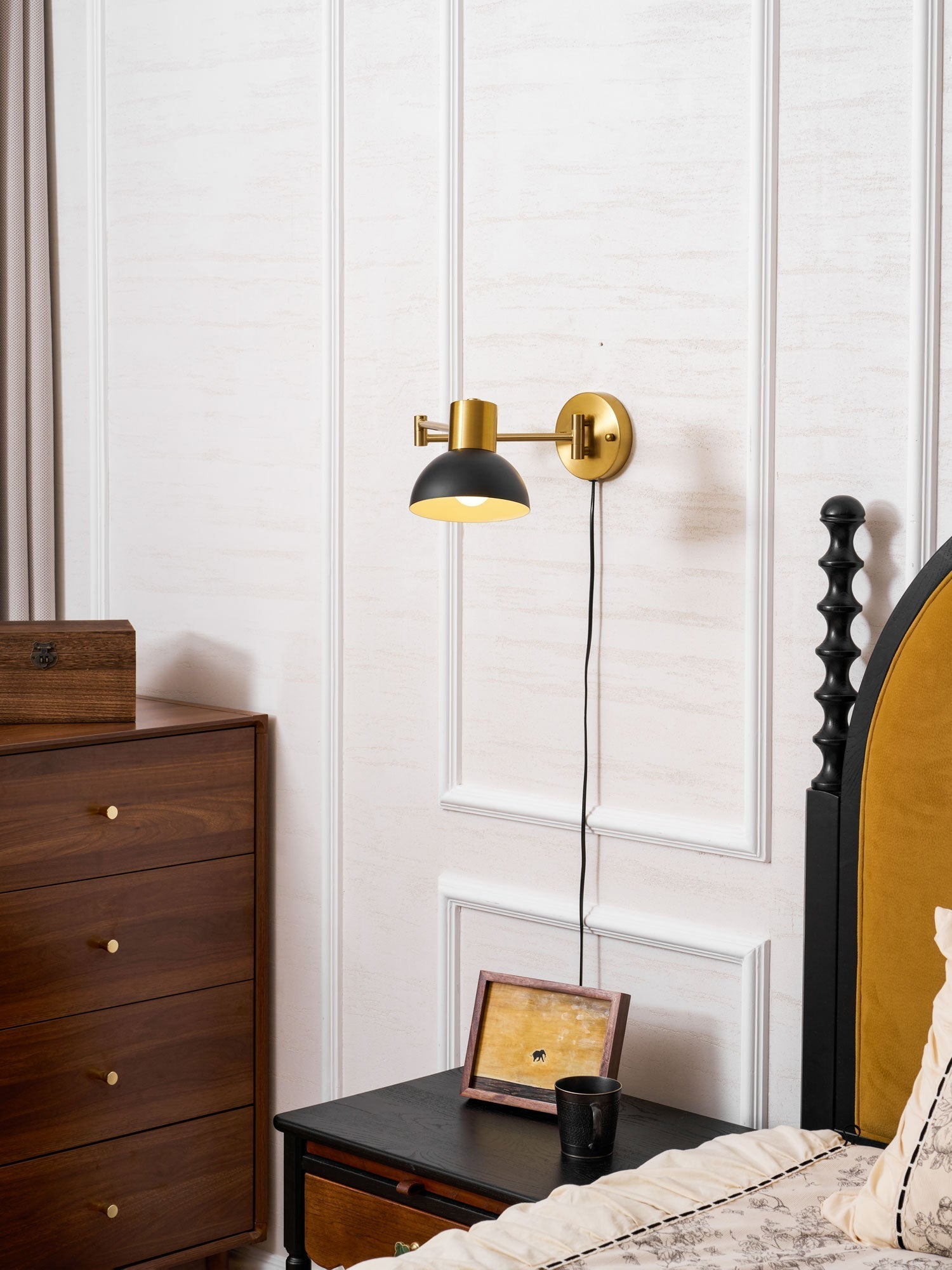 Adjustable Arm Plug In Wall Lamp | Esilora