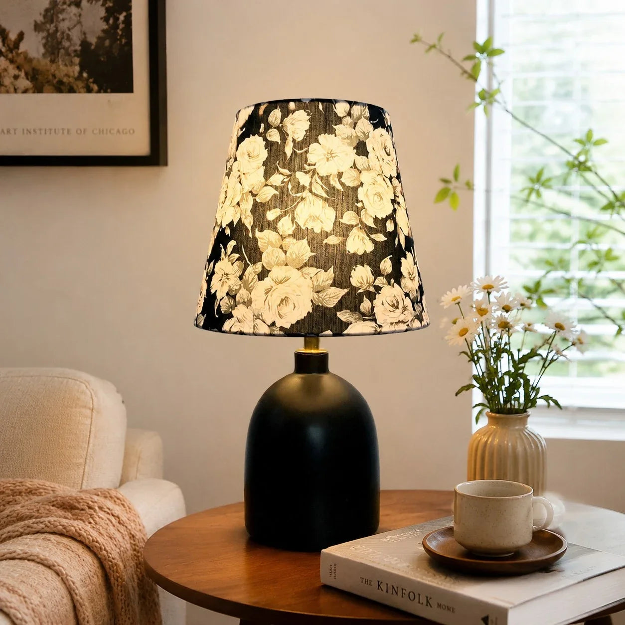 Ceramiczna lampa stołowa Liberty z tkaninowym kwiatowym kloszem | Esilora