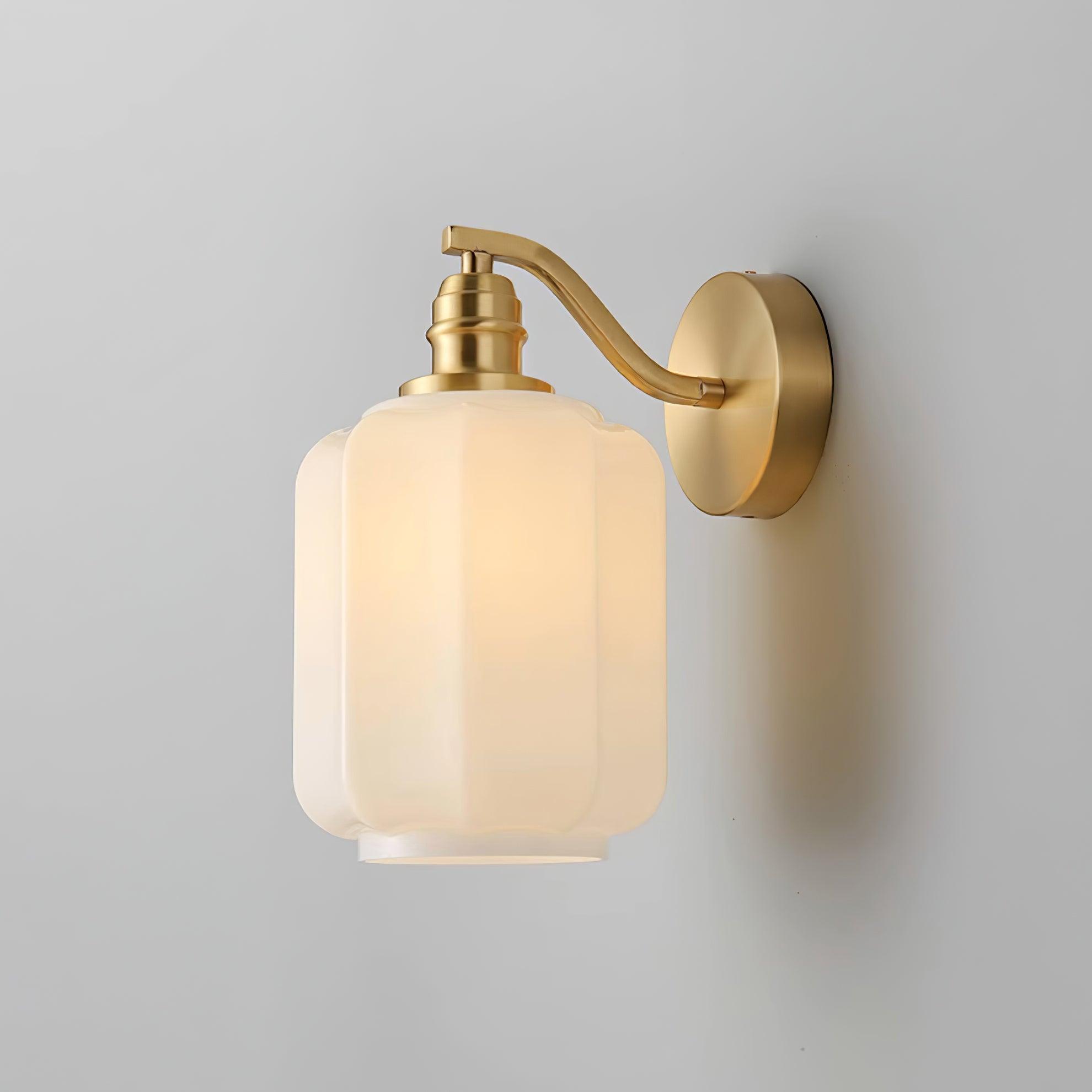 Henry Wall Lamp | Esilora