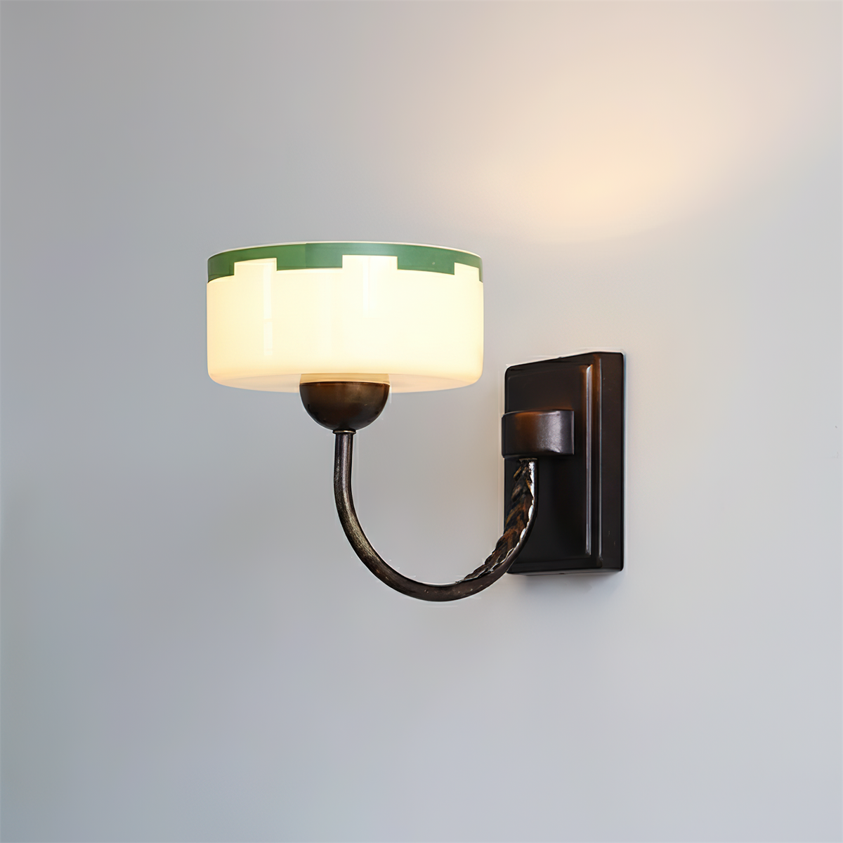 Grevola Wall Lamp | Esilora